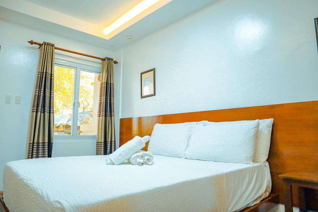 Youhan Beach Resort San Antonio  Kültér fotó