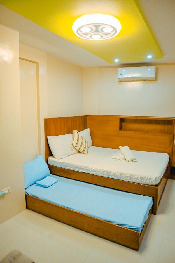 Youhan Beach Resort San Antonio  Kültér fotó