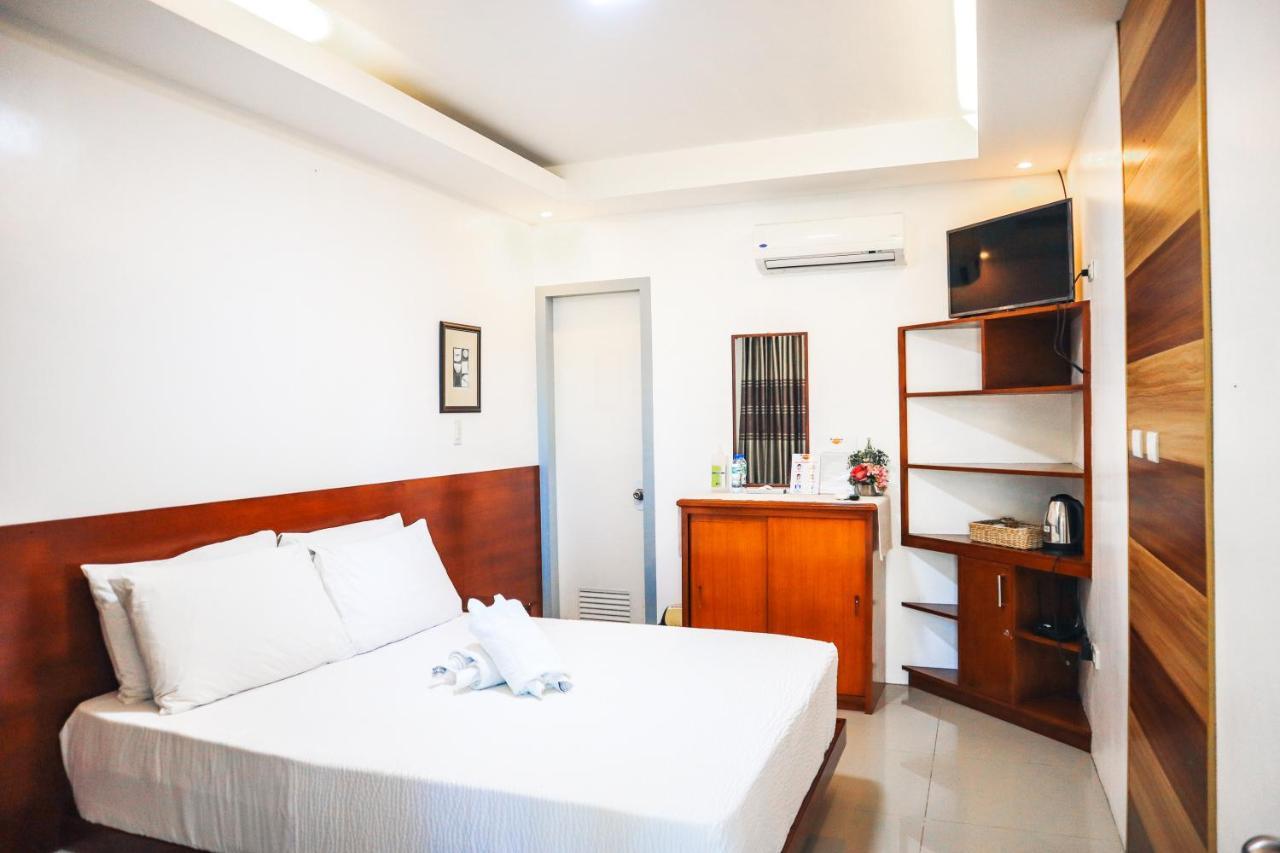 Youhan Beach Resort San Antonio  Kültér fotó