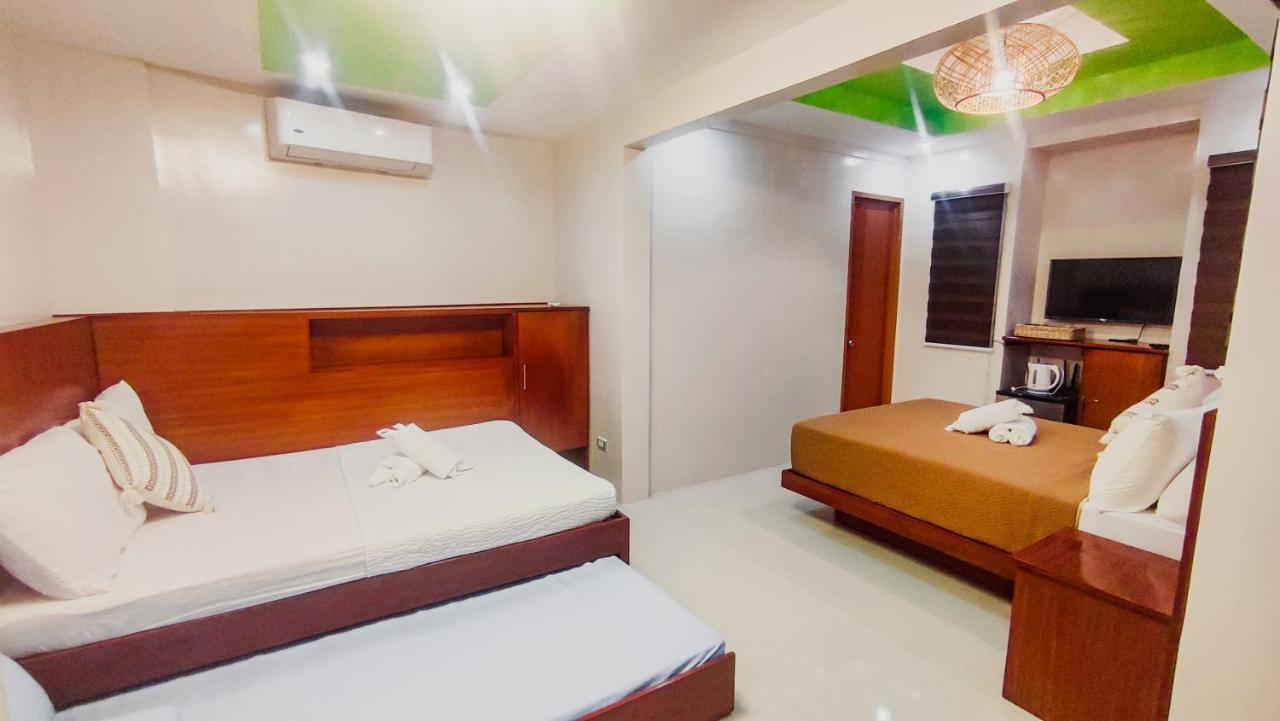 Youhan Beach Resort San Antonio  Kültér fotó